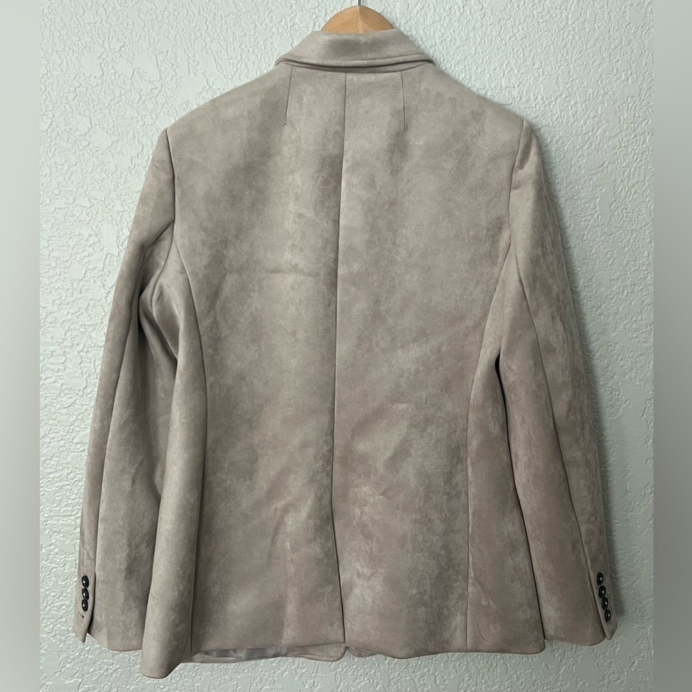 Elie Tahari Soft beige Faux suede two button notch collar Blazer jacket sz large - Picture 3 of 5